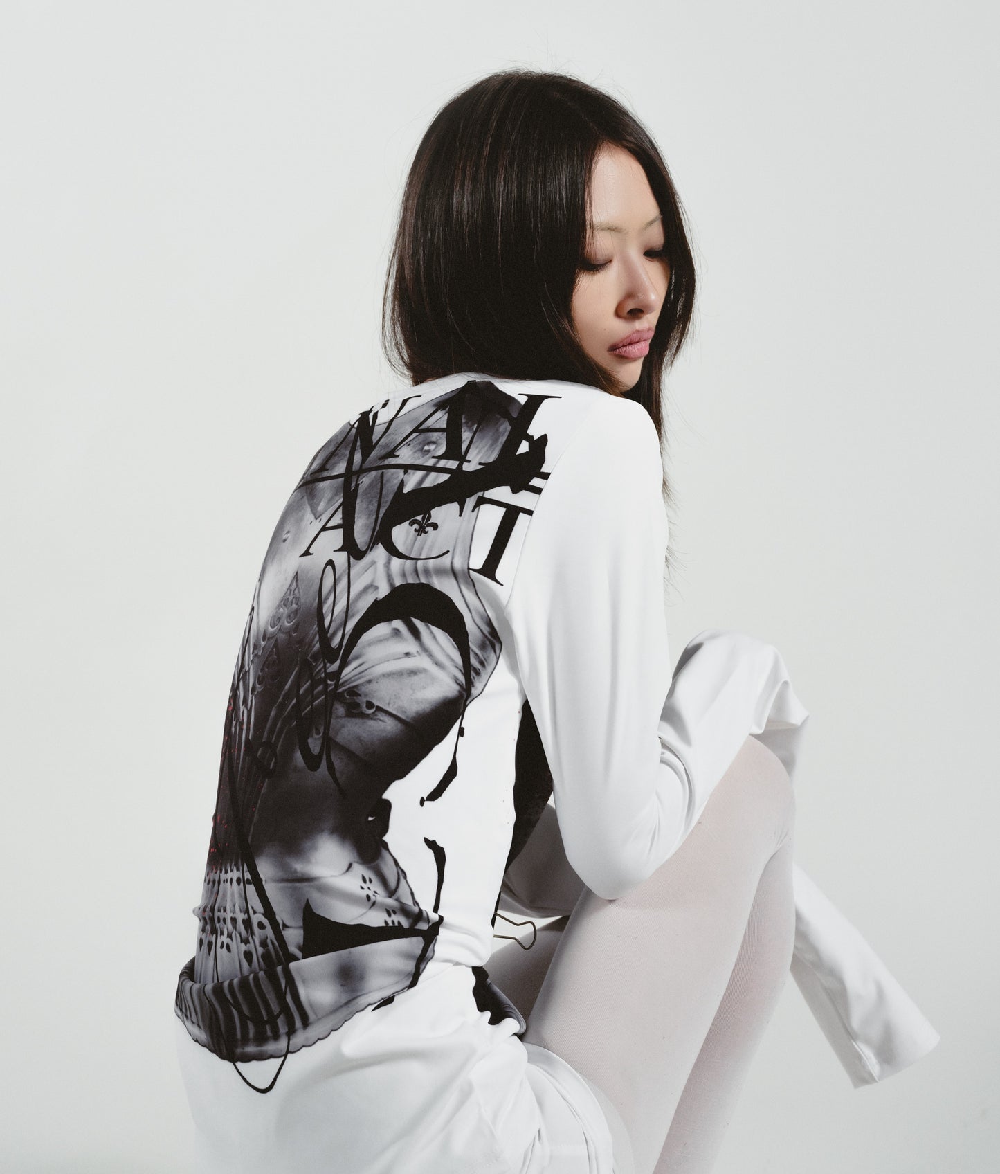 VIGILSKIN SWEATER